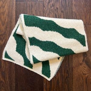 Anthropologie NWOT Forest Green Cream Zebra Stripe Scarf Poly blend Stretchy OS
